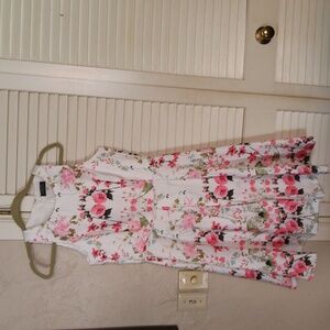 Tahari white pink floral no sleeve dress-8P